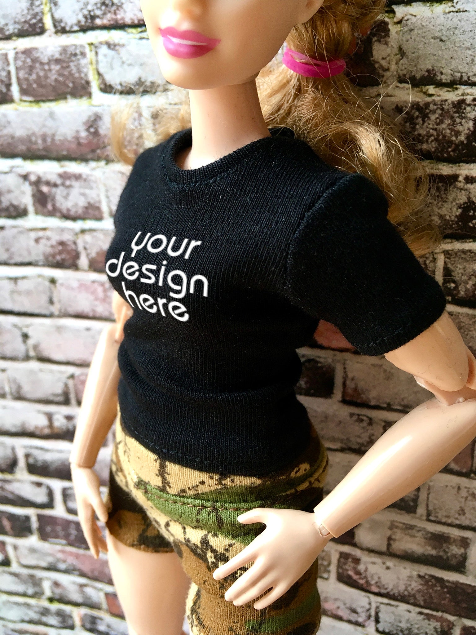 Staple Custom Print T-Shirt for Curvy Doll 1/6-Scale - www.bouutique.com