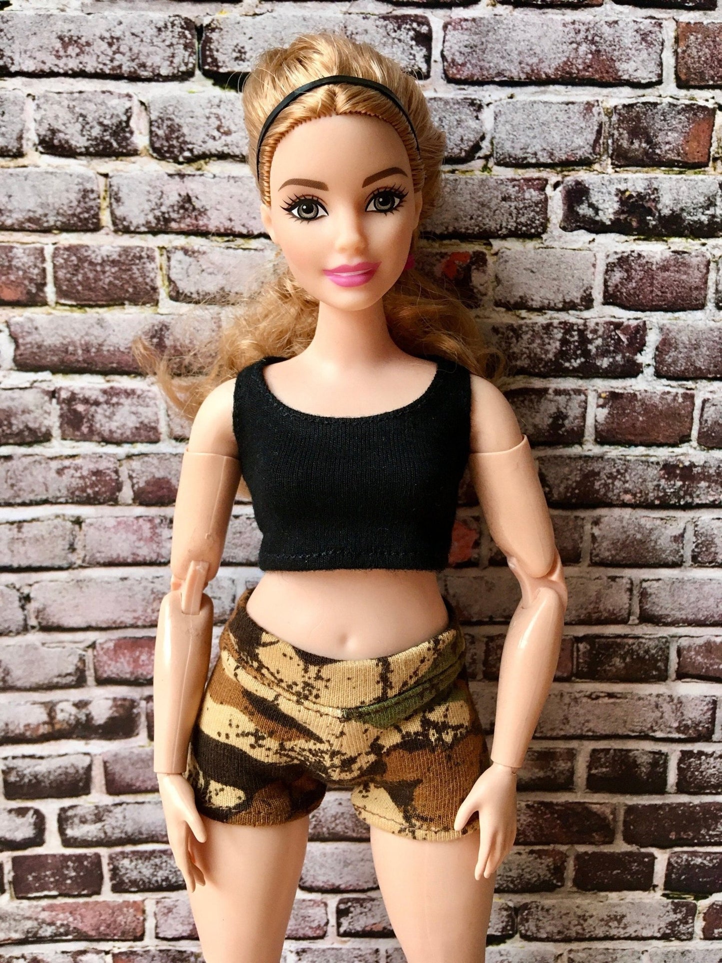 Pulse Crop Tank Top for Curvy Doll 1/6-scale - Bouutique.com