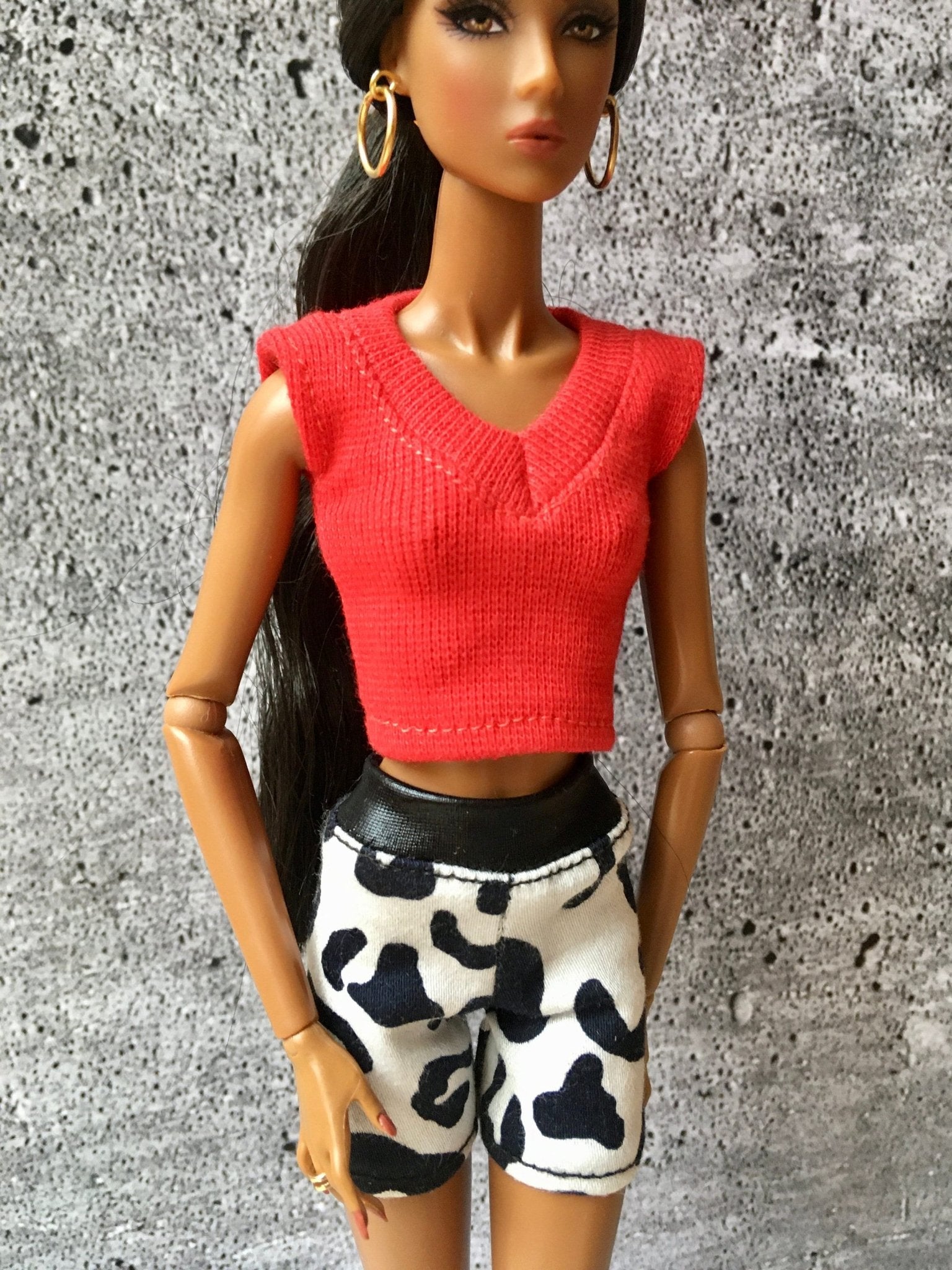 Sleek V-Neck Crop T-shirt for NuFace Integrity Toys Doll 12.5", many colors - Bouutique.com