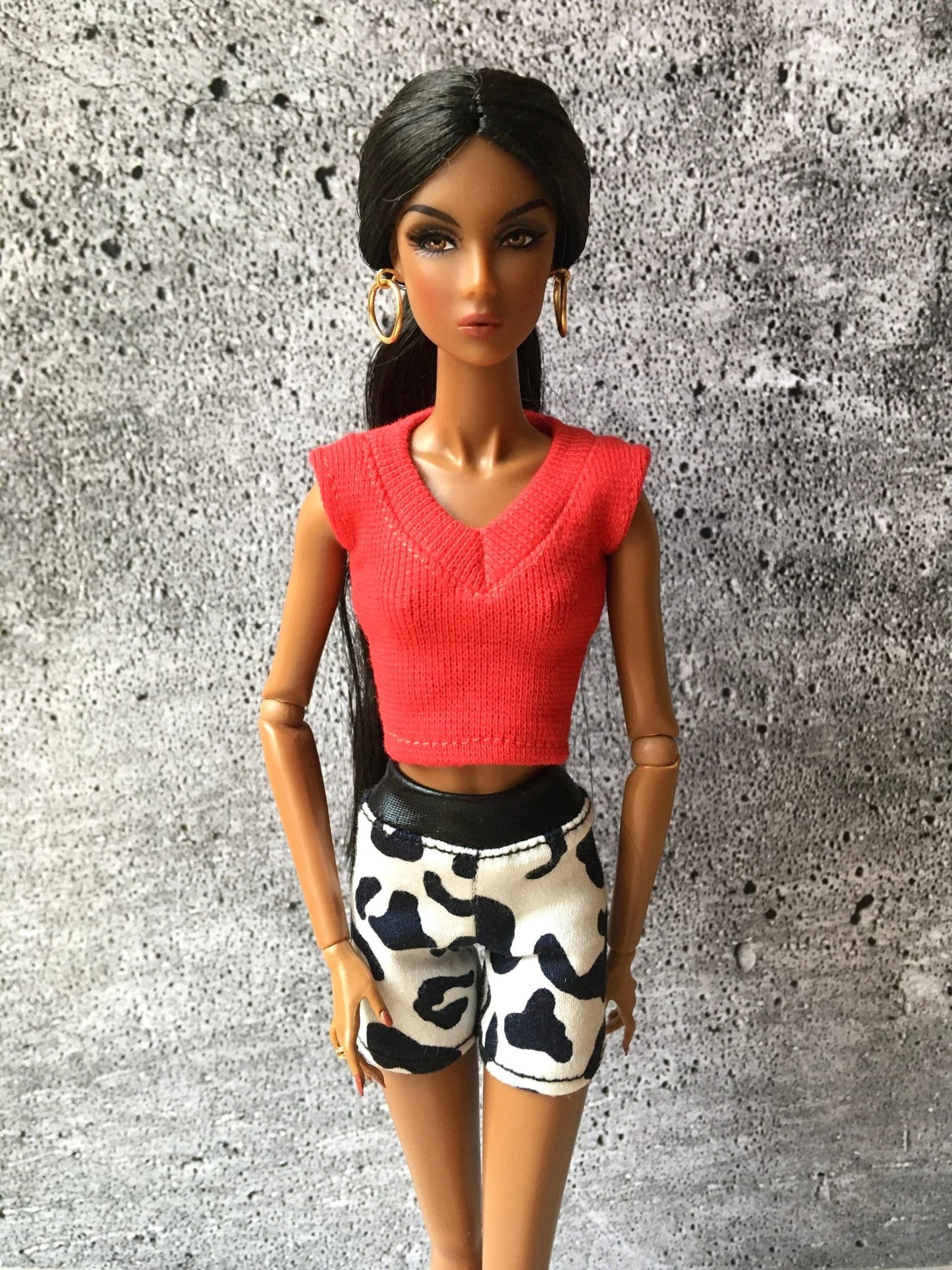 Sleek V-Neck Crop T-shirt for NuFace Integrity Toys Doll 12.5", many colors - Bouutique.com