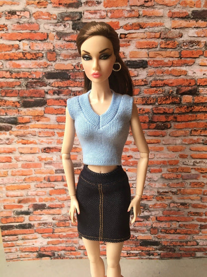 Sleek V-Neck Crop T-shirt for Poppy Parker Doll, many colors - Bouutique.com