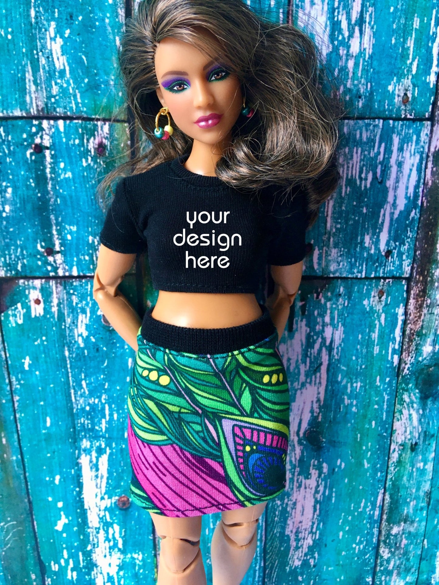 Staple Custom Print Crop T-shirt for Curvy Dolls 1/6-scale - Bouutique.com