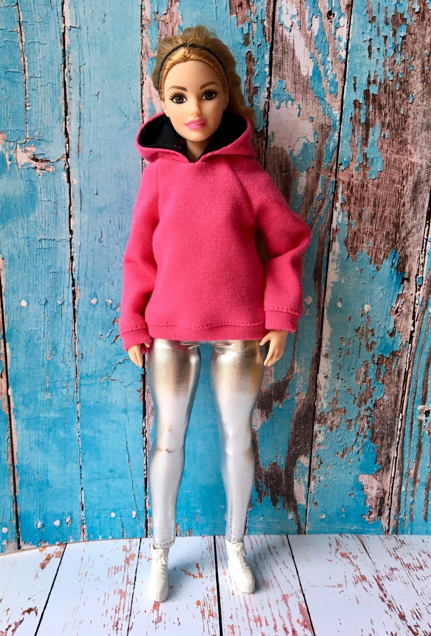 Glimmer Metallic Silver Leggings for Curvy Doll 1/6-scale - Bouutique.com