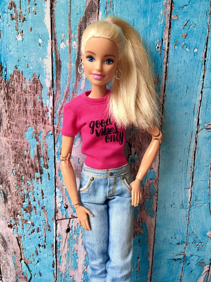 Vital Printed T-shirt with "good vibes only" Design for Doll 1/6-scale, 11.5 Inch - Bouutique.com